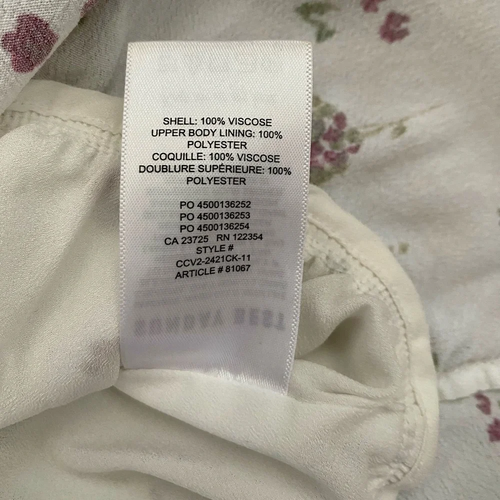 Aritzia Sunday Best White Floral Crop Top with Tie Front - Picture 7 of 7